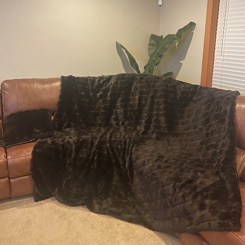 Faux Fur Duvet Cover - Queen